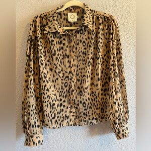 Chic Leopard Print Button-Up Blouse